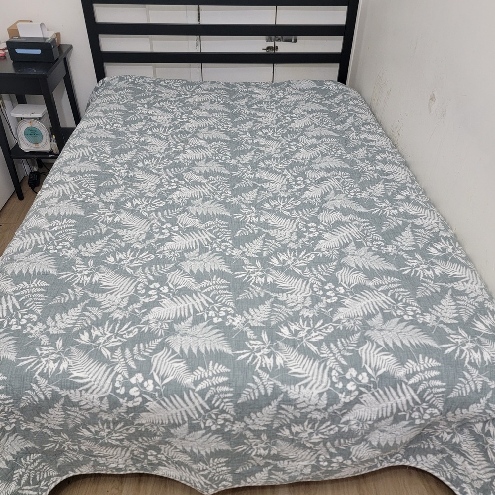 Eddie Bauer Home Sage Green Fern Floral Reversible Cotton Quilt King 104x96
